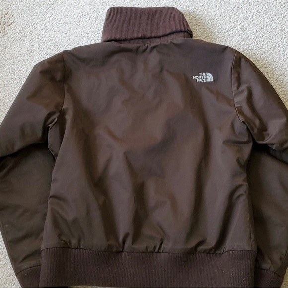 The North Face short women’s jacket - Picture 3 of 15